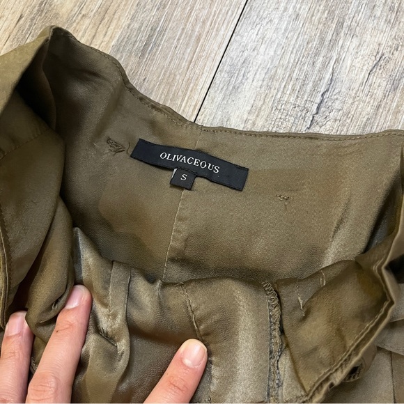 Olivialicious Paperbag Satin slouchy Pants Trousers Size Small - Picture 2 of 4